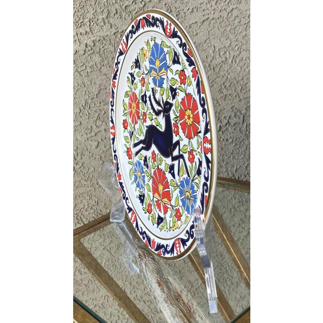 Circa Late 20th-Century 24-Karat Gold-Trim Reindeer Decorative Plate by Ibiscus Keramik, Rhodes, Greece For Sale - Image 4 of 12