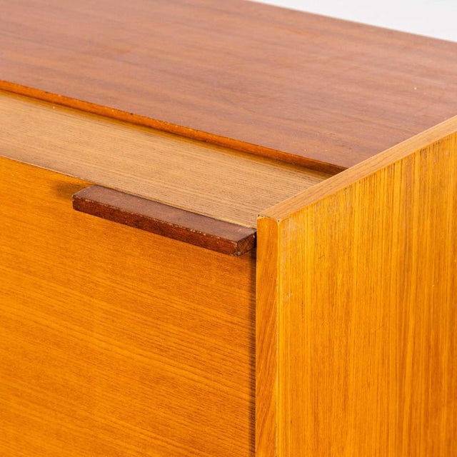 1950s Small Birch Blanket Box Cabinet from Tatra Pravenec, 1950s For Sale - Image 5 of 8