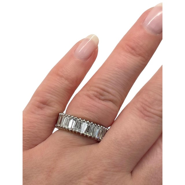 Contemporary 7 Carat Tapered Baguette Zig Zag Diamond and Platinum Eternity Band, Size 6.25 For Sale - Image 3 of 4