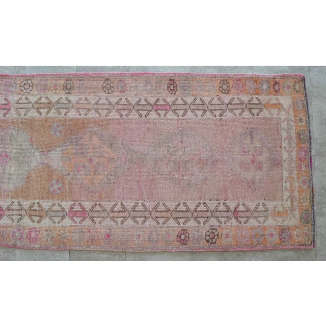 Textile 1970s Pink Kurdish Runner Rug Hand-Knotted Distressed Hallway Decor For Sale - Image 7 of 10