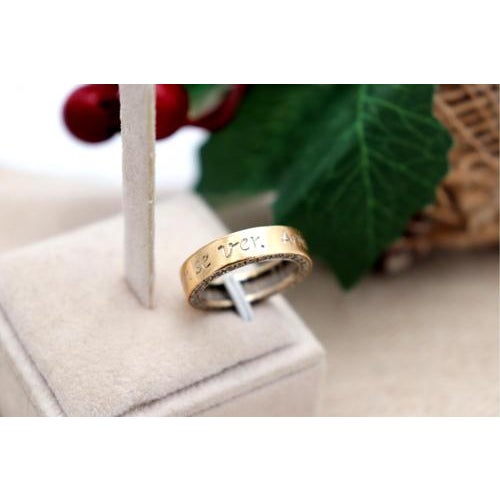Metal Wedding Ring in Two-Tone Gold with Calibrated Quartz For Sale - Image 7 of 8