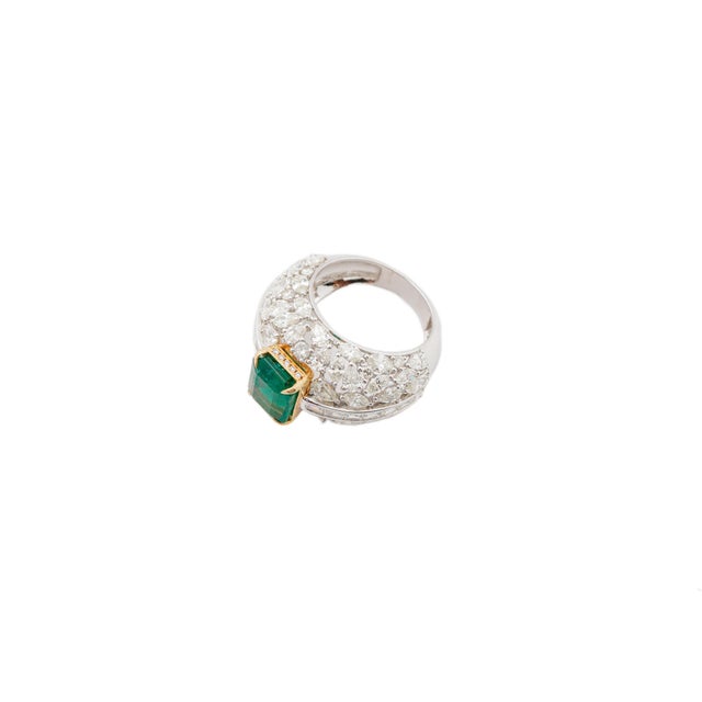Natural Zambian Emerald 3.54cts & Diamond 5.65cts Ring in 18k Gold For Sale - Image 12 of 18