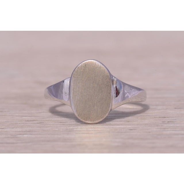 Contemporary The Classic Signet: White Gold Signet Ring For Sale - Image 3 of 10