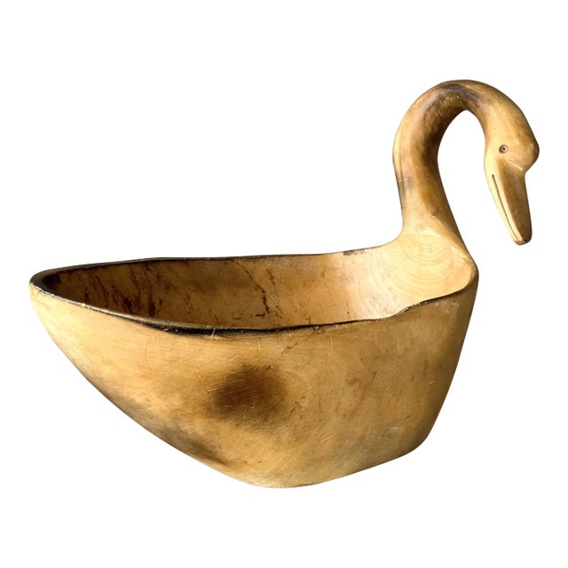 Mid 20th-Century Hand-Hewn Swan-Shaped Decorative Wooden Bowl / Cachepot, Mexico For Sale
