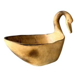 Mid 20th-Century Hand-Hewn Swan-Shaped Decorative Wooden Bowl / Cachepot, Mexico