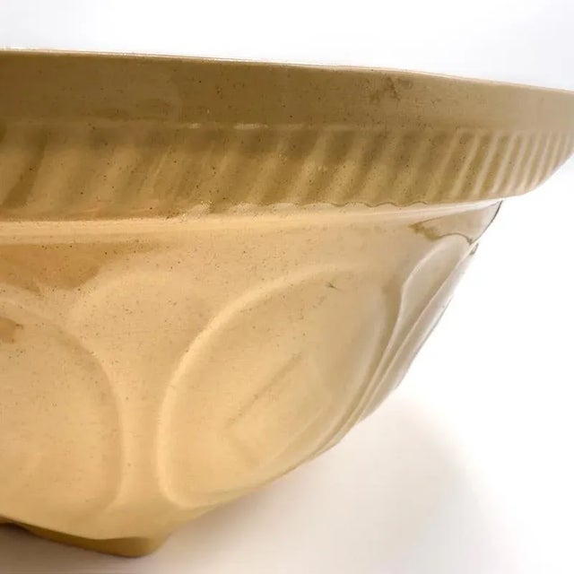 1960s 1960s Tg Green Cornishware Gripstand Large Yellow Mixing Bowl For Sale - Image 5 of 12