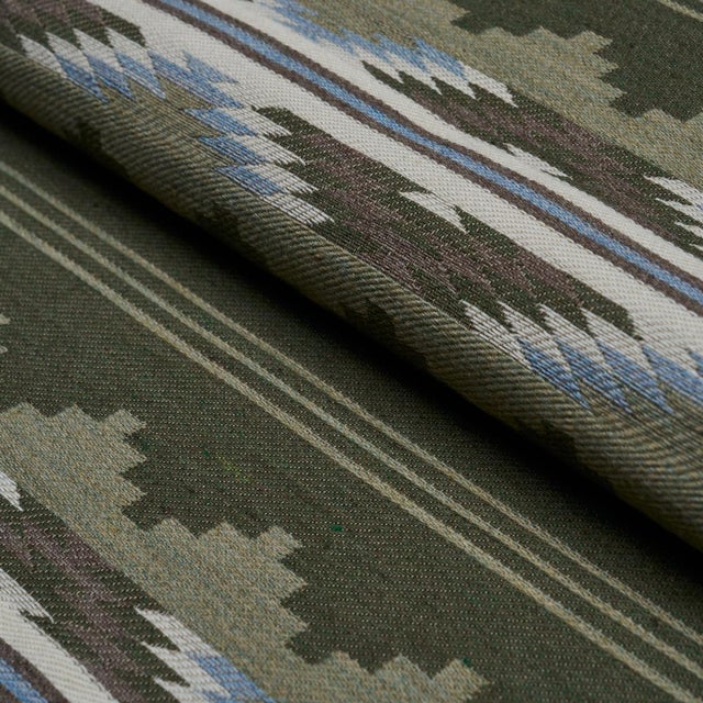 Schumacher Sample - Schumacher Monsoon Fabric In Green For Sale - Image 4 of 5