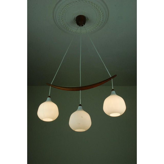 Mid-Century Modern Model 512 Pendant by Uno & Östen Kristiansson for Luxus, Vittsjö, Sweden, 1960s For Sale - Image 3 of 14