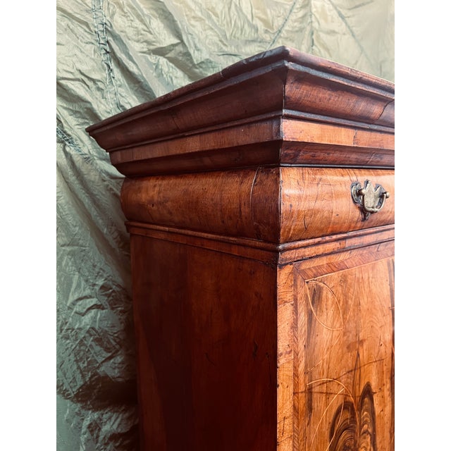 English William & Mary / Early 18th Century Inlaid Walnut Escritoire For Sale - Image 3 of 12