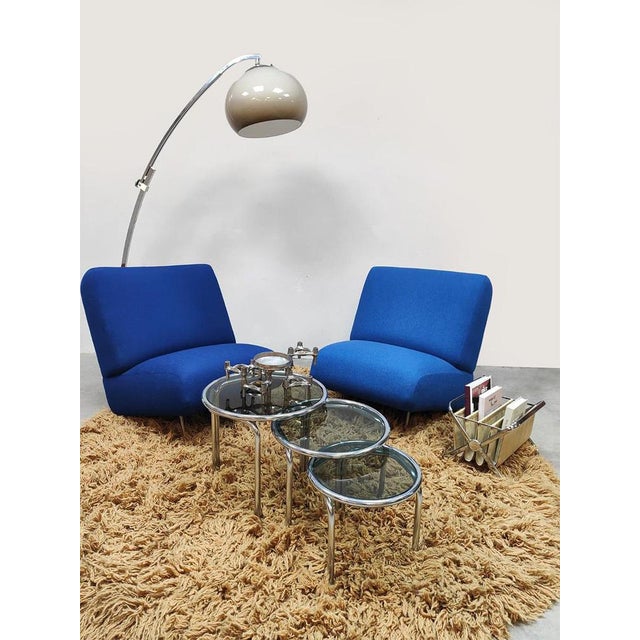 Mid-century design! These two vintage modular armchairs, designed by Dutch designer Theo Ruth for Artifort in the 1950s,...