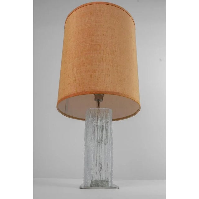 Wonderful glass table lamp by kalmar, 1970s. Great glass body and wonderful light effect. Very good condition. The...