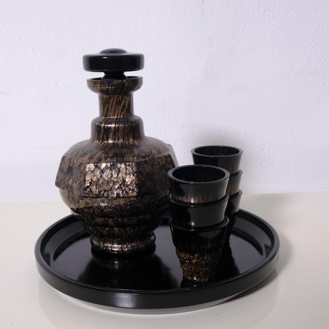 Black Art Nouveau Liquor Glasses and Bottle in Murano Glass, 1890s, Set of 7 For Sale - Image 8 of 18