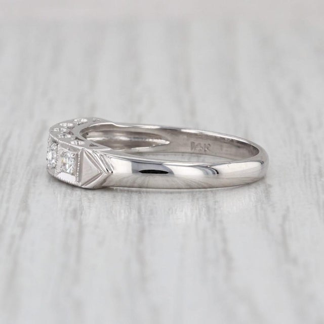 Metal Vintage 0.21ctw Diamond Wedding Band 14k White Gold 5-Stone Size 8.25 For Sale - Image 7 of 8