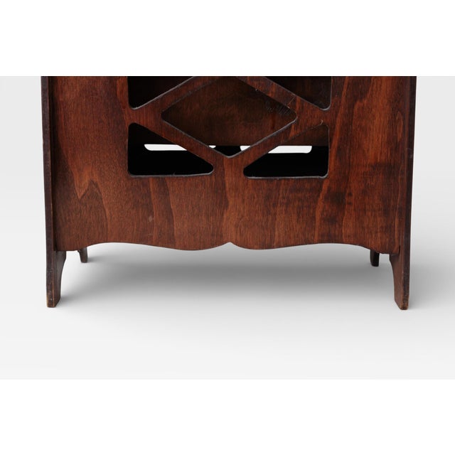 Mid 20th Century Chippendale Revival Wooden Magazine Rack With Center Cutout For Sale - Image 15 of 16