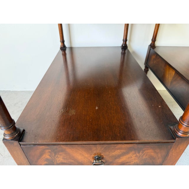 Brown 1960’s Vintage Weiman Heirloom Quality Mahogany & Tooled Leather Top Tiered End Tables on Casters – A Pair For Sale - Image 8 of 12