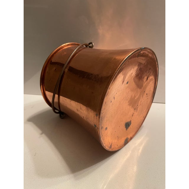 19th Century European Copper 4 Liter Hanging Hearth Pot – Rich Patina For Sale - Image 4 of 12