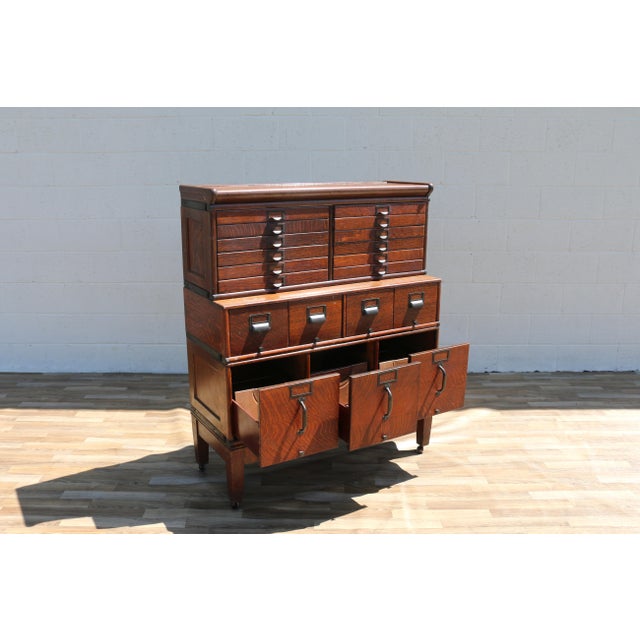 Antique Arts & Crafts Tiger Oak Modular Stacking Multi-Drawer File Cabinet, Early 1900s For Sale In Los Angeles - Image 6 of 18