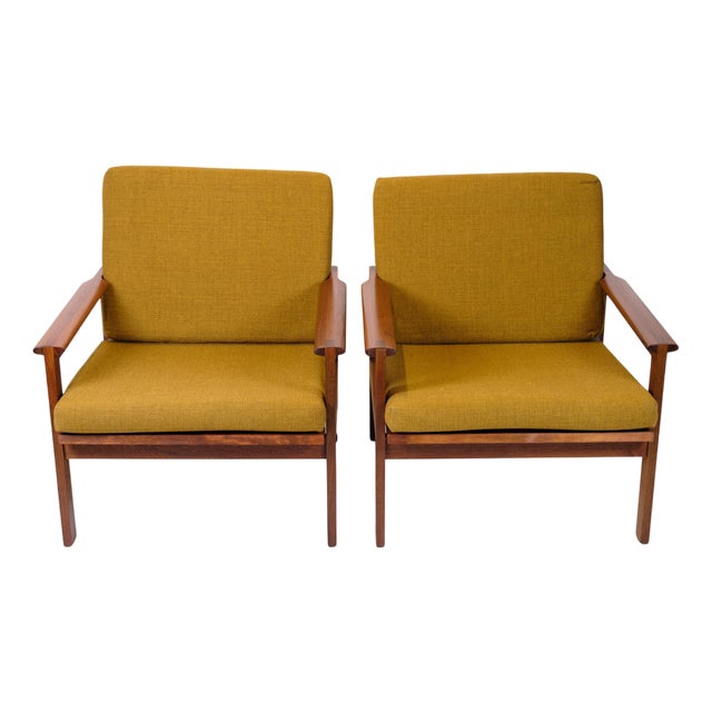Model Capella Lounge Chairs in Teak by Illum Wikkelsø for N. Eilersen, 1960s, Set of 2 For Sale