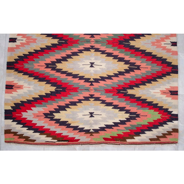 Textile Vintage 5x8 Ft Turkish Rug Kilim – Tribal Living Room Decor Bohemian Style Rug For Sale - Image 7 of 14