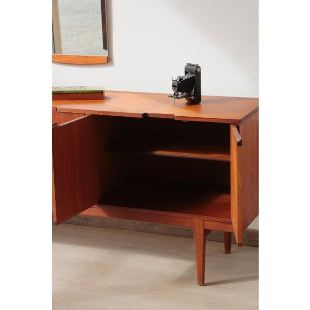 English Teak Sideboard from Nathan, 1960s For Sale - Image 13 of 18