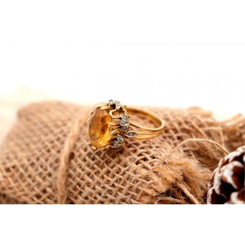 Three-band gold ring with 8/8 brilliant cut citrine diamonds (6). Metal: Gold. Origin: Portuguese. Brand: Dragão - Galo....