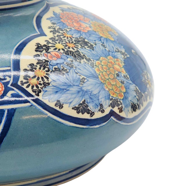 Kinkozan Kinkozan Satsuma Japonisme Art Deco Earthenware Vase 1921-1927 For Sale - Image 4 of 10