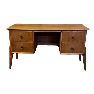 Vintage Danish Oak Kneehole Desk from Meredew, 1950s For Sale