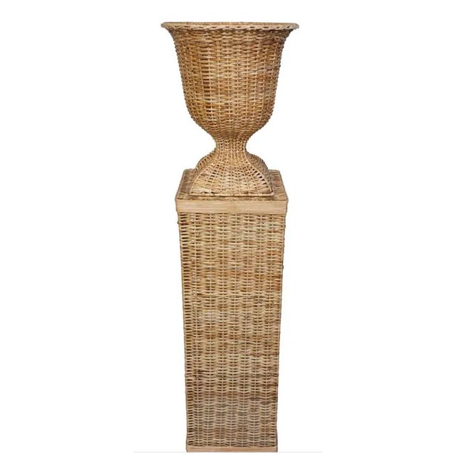 Traditional Large Square Wicker Urn and Pedestal For Sale - Image 3 of 3