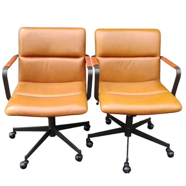 Upgrade your conference room or collaborative workspace with a set of 6 West Elm Cooper MCM Office Chairs. Iconic Design...