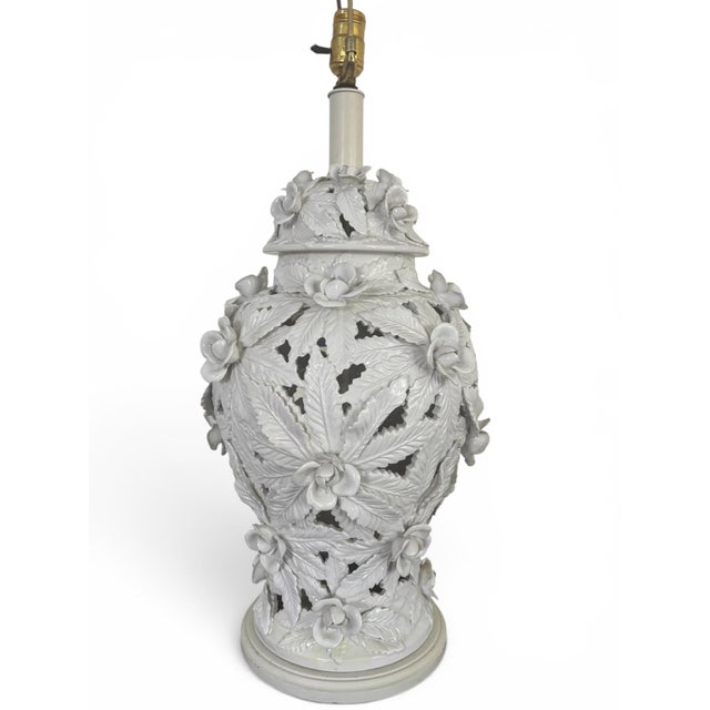French Provincial Mid 20th Century Extra Large Porcelain Floral Table Lamp in the Style of Casa Pupo For Sale - Image 3 of 7