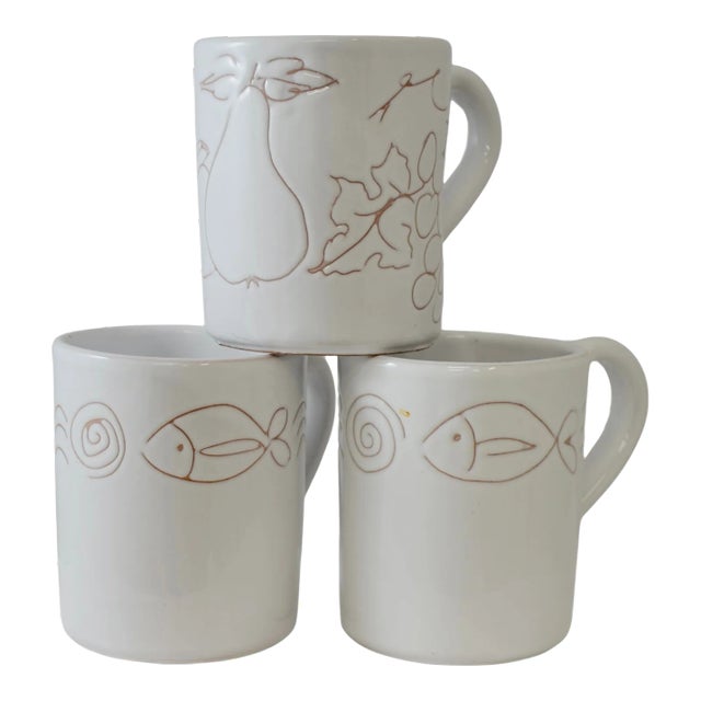 1970s Modern Pottery Mugs – Set of 3 For Sale
