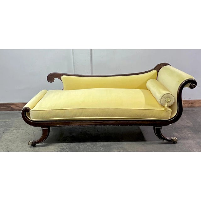 Traditional 19th Century English Regency Recamier For Sale - Image 3 of 10