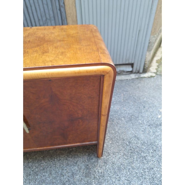Vintage Sideboard in in Walnut Root and Maple Wood with Brass Details, 1940s For Sale - Image 3 of 18