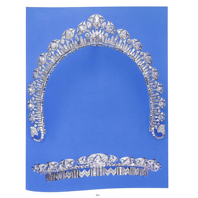 Magnificent Jewels From the Collection of His Late Royal Highness Sir Sultan Mohamed Shah Aga Khan III - May 12th, 1988 Christie's Geneva For Sale - Image 13 of 14
