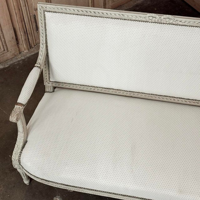 19th Century French Louis XVI Painted Canapé ~ Settee For Sale - Image 17 of 18