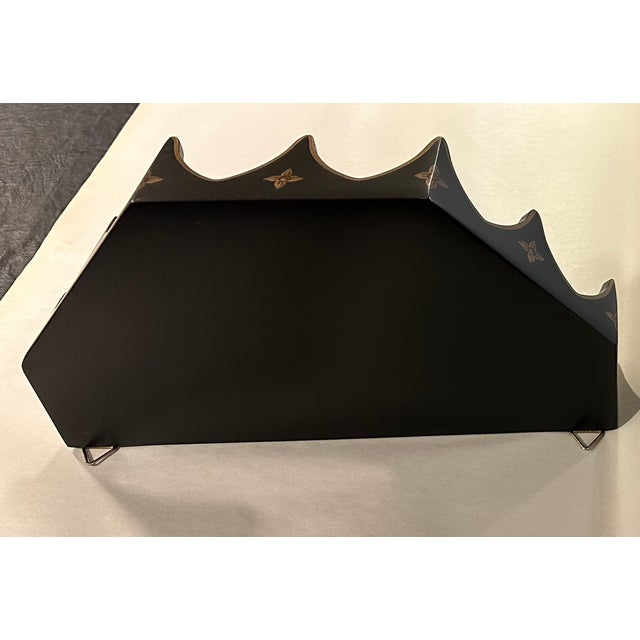 Traditional Pair of Chelsea House, Brighton Style Bracket - Waxed Black For Sale - Image 3 of 3