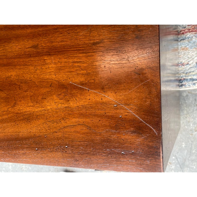 1970s Pair of Vintage Henredon Pan Asian Campaign Chinoiserie Commode Cabinets, Attributed For Sale - Image 12 of 12