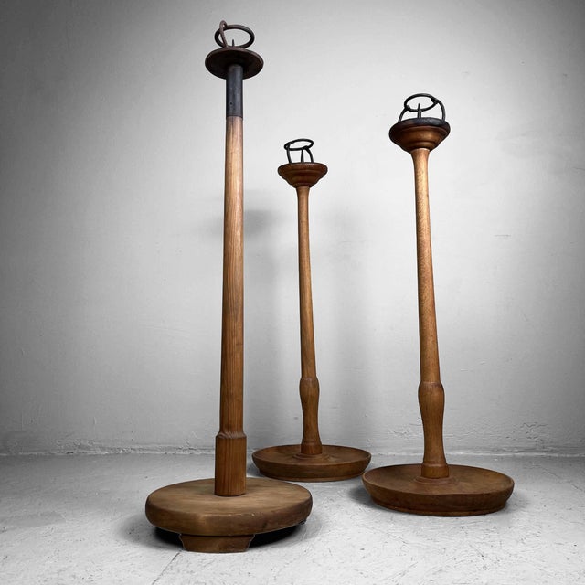 Taishō Japanese Shokudai Temple Candlesticks, 1920, Set of 3 For Sale - Image 10 of 17
