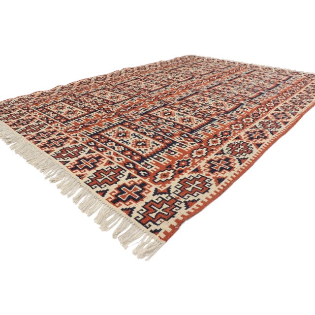 77939 Vintage Persian Kilim Rug with Tribal Style, 04'07 x 09'00.