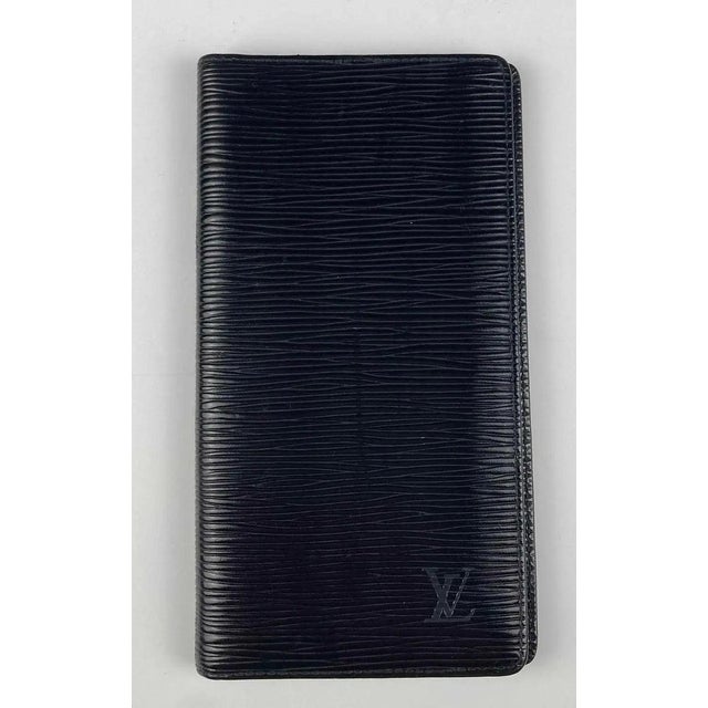 Late 20th Century Late 20th Century Louis vuitton Black Epi St. Jacques Tote with Wallets and Pochette For Sale - Image 5 of 9