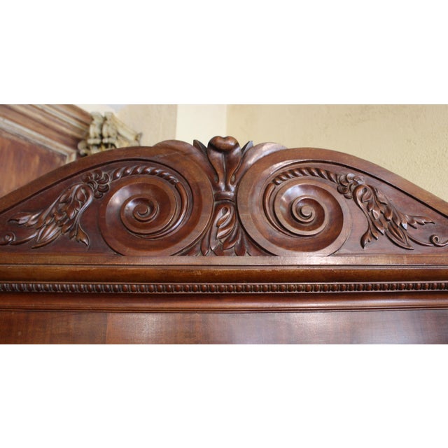 Traditional Circa 1815 English Regency Period Linen Press For Sale - Image 3 of 10
