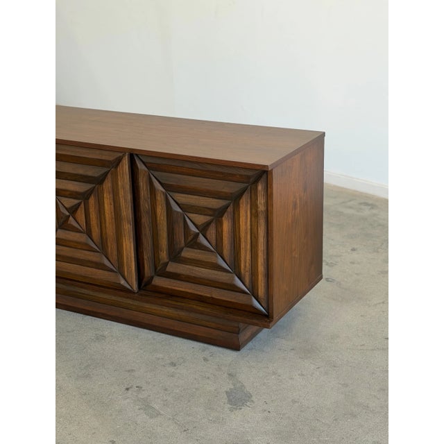 Wood 1960s Brutalist Walnut Credenza With Carved Diamond Design For Sale - Image 7 of 18