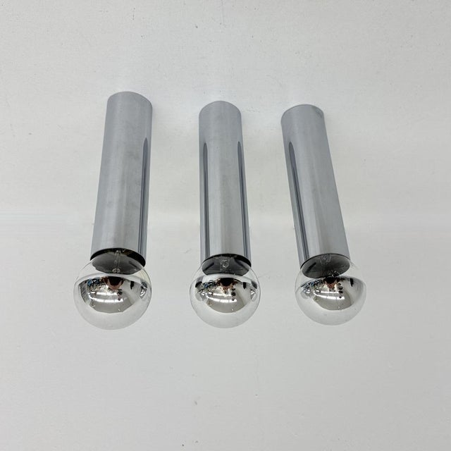 Minimalist Chrome Tube Wall Lamps, 1970s, Set of 3 For Sale - Image 6 of 18