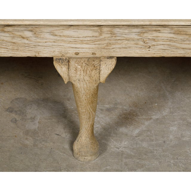 English 19th Century Oak Bench with Carved Back, Downswept Arms and Cushion For Sale - Image 12 of 12