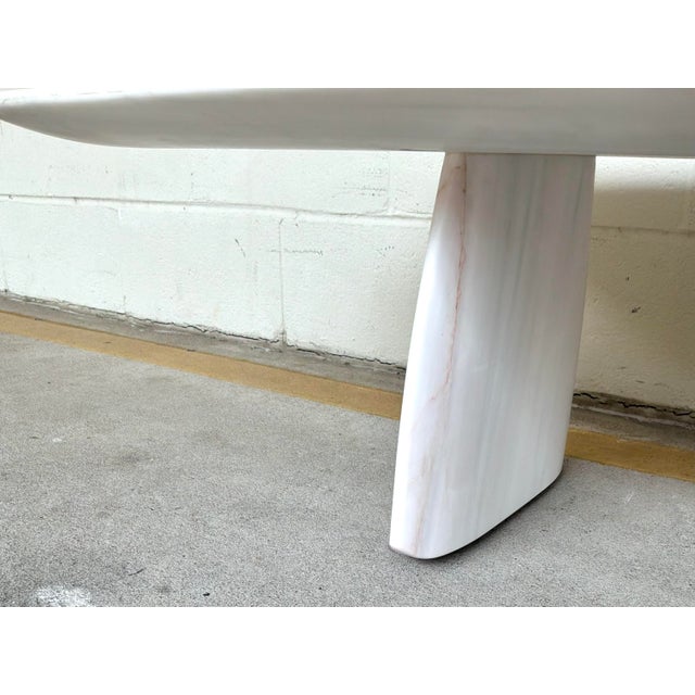 2020s Thomas Pheasant Baker / McGuire White Marble Cocktail Table For Sale - Image 5 of 5