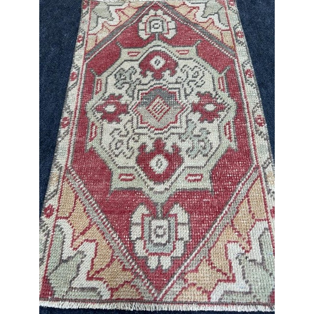 Contemporary Turkish Yastik Rug 1'5" x 2'5" For Sale - Image 3 of 5