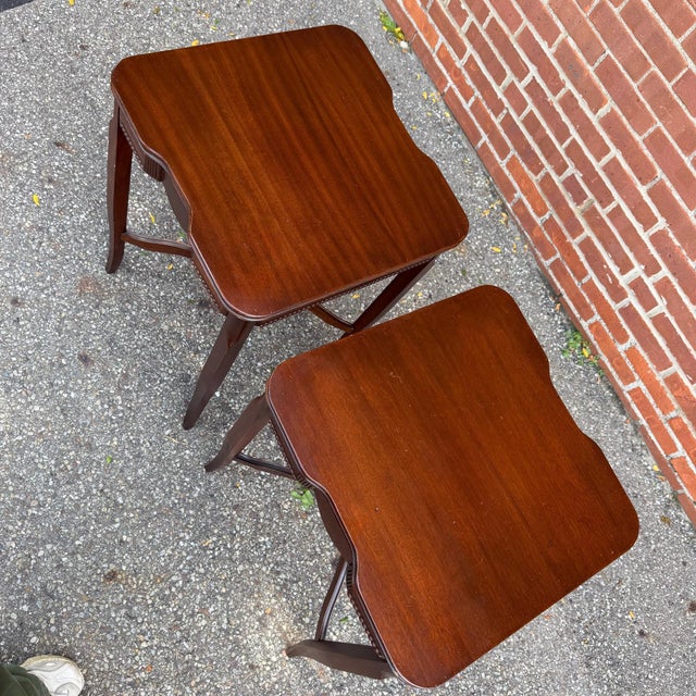 Wood Early 20th Century Pair of Edwardian Style Mahogany Ocassional Side Tables For Sale - Image 7 of 11