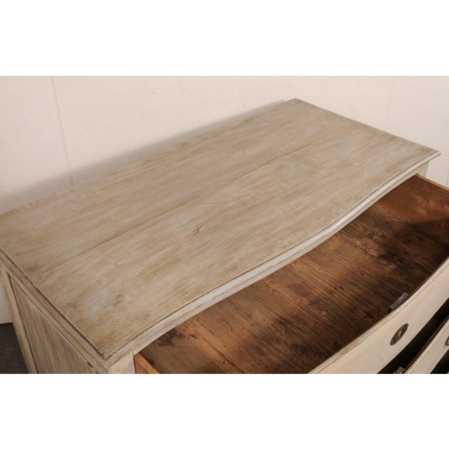 18th Century French Commode w/Vitruvian Wave Trim For Sale - Image 9 of 11