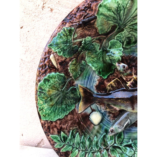 19th Century Majolica Palissy Fishs Wall Platter by Victor Barbizet For Sale - Image 4 of 10