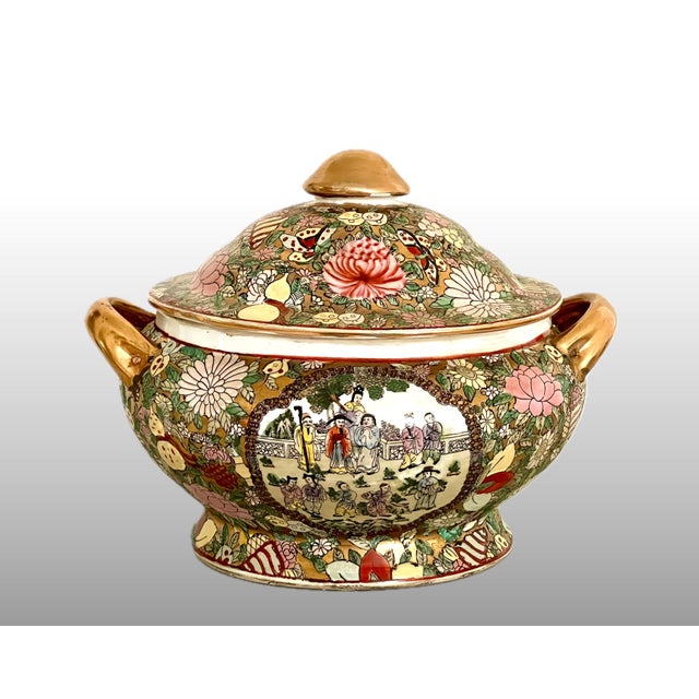 Mid 20th Century Mid 20th Century Chinese Rose Medallion (Famille Rose) Porcelain Soup Tureen With Gilt Finish For Sale - Image 5 of 11
